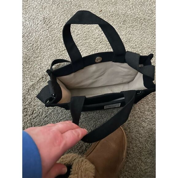 Uerruam Women's Black Corduroy Tote Bag with Adjustable Strap - Picture 4 of 7